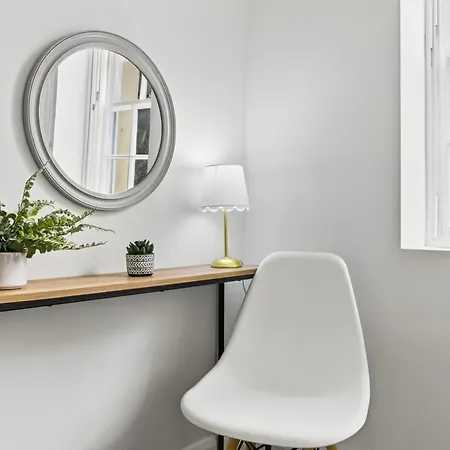 Apartment Beautiful 2 Bedroom In